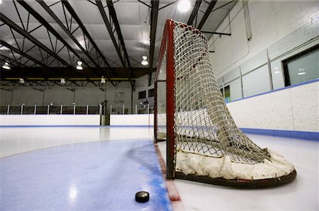 sports and hockey - Hockey Net and Puck Stock Photo - Premium Royalty-Free, Code: 600-02056041