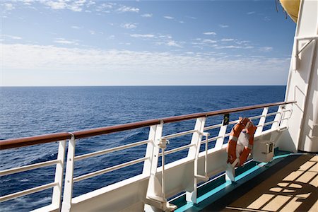 railing for decks ocean - Deck of Cruise Ship Stock Photo - Premium Royalty-Free, Code: 600-02080928