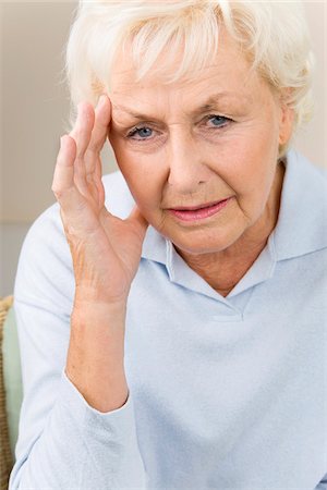 Woman With Headache Foto de stock - Sin royalties Premium, Código: 600-02244875