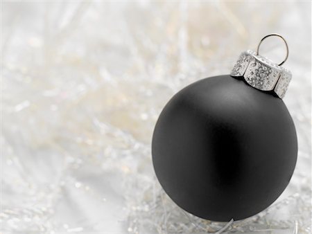 Black Christmas Ornament Stock Photo - Premium Royalty-Free, Code: 600-02244952