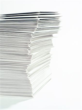 provision - Stack of White Envelopes Foto de stock - Sin royalties Premium, Código: 600-02264642