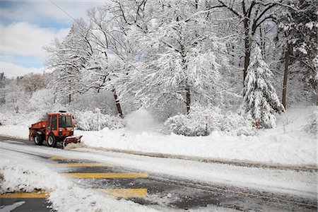 plow - Plowing Road, Toronto, Ontario, Canada Stock Photo - Premium Royalty-Free, Code: 600-02377490