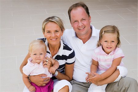 Portrait of Family Stock Photo - Premium Royalty-Free, Code: 600-02370984