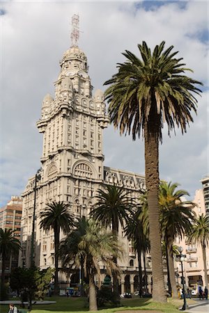 simsearch:700-02594225,k - Independence Plaza, Montevideo, Uruguay Stock Photo - Premium Royalty-Free, Code: 600-02418125