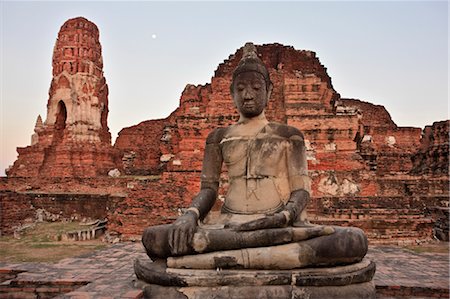simsearch:700-02693512,k - Ancient Structures and Buddha Statue, Ayutthaya, Thailand Stock Photo - Premium Royalty-Free, Code: 600-02428501