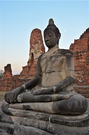 simsearch:700-02693512,k - Ancient Structures and Buddha Statue, Ayutthaya, Thailand Stock Photo - Premium Royalty-Free, Code: 600-02428503