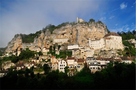Rocamadour, Lot, Midi-Pyrenees, France Stock Photo - Premium Royalty-Free, Code: 600-02590917