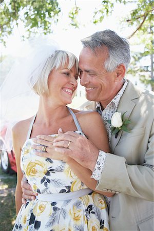 simsearch:600-03445540,k - Portrait of Newlyweds Stock Photo - Premium Royalty-Free, Code: 600-02593735