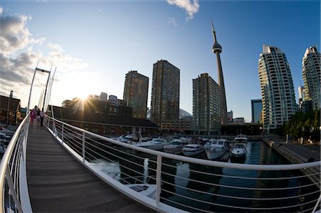Toronto Harbourfront at Dusk, Ontario, Canada Stock Photo - Premium Royalty-Free, Code: 600-02620677