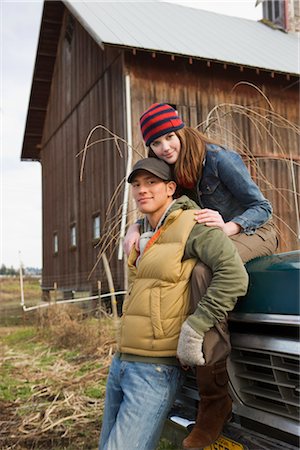 Portrait of Young Couple on a Farm in Hillsboro, Oregon, USA Stock Photo - Premium Royalty-Free, Code: 600-02700680