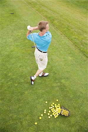 Man Playing Golf, Burlington, Ontario, Canada Stock Photo - Premium Royalty-Free, Code: 600-02701165