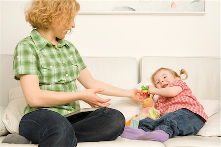 simsearch:600-01112884,k - Mother and Daughter Playing Stock Photo - Premium Royalty-Free, Code: 600-02756472
