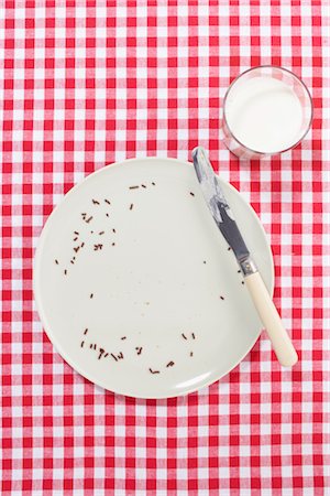 sprinkles - Empty Plate with Knife and Glass of Milk Stock Photo - Premium Royalty-Free, Code: 600-02801130
