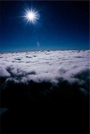 simsearch:600-02886000,k - Clouds & Sun, View from Aeroplane Stock Photo - Premium Royalty-Free, Code: 600-02886095