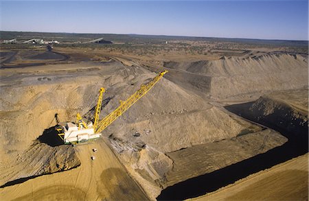 Black Coal Mining, Dragline Removing Overburden, Australia Foto de stock - Sin royalties Premium, Código: 600-02886594