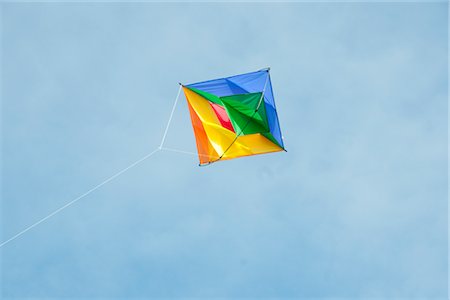 summer picture with kite - Tetrahedral Kite Stock Photo - Premium Royalty-Free, Code: 600-02912151