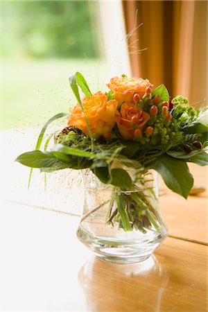 Vase of Flowers Stock Photo - Premium Royalty-Free, Code: 600-02912335