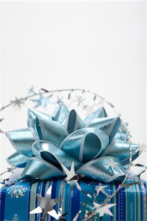 present wrapped close up - Wrapped Gift Stock Photo - Premium Royalty-Free, Code: 600-02972929