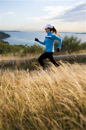 Woman Running near Puget Sound, Seattle, Washington, USA Foto de stock - Sin royalties Premium, Código: 600-03017928