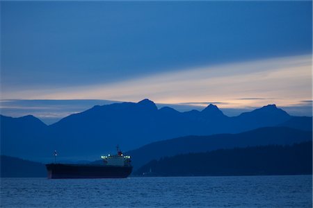 simsearch:700-03368670,k - Freighter, English Bay, Vancouver, British Columbia, Canada Stock Photo - Premium Royalty-Free, Code: 600-03075304