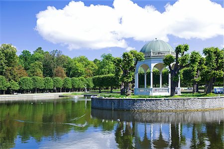 public park - Kadriorg Park, Tallinn, Harju County, Estonia Stock Photo - Premium Royalty-Free, Code: 600-03229850