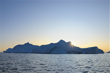 Iceberg in Disko Bay, Jakobshavn Glacier, Ilulissat, Greenland Stock Photo - Premium Royalty-Free, Code: 600-03456556