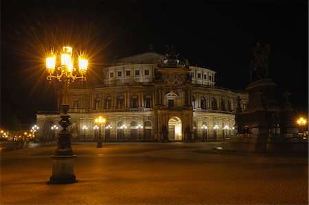 Semper Opera House at Night, Theaterplatz, Dresden, Saxony, Germany Stock Photo - Premium Royalty-Free, Code: 600-03478662