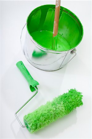 roller - Paint Bucket and Roller With Green Paint Stock Photo - Premium Royalty-Free, Code: 600-03556563