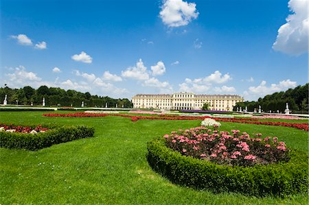 platebandes de fleur - Schloss Schönbrunn, Vienne, Autriche Photographie de stock - Premium Libres de Droits, Code: 600-03565842
