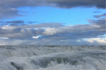 Gros plan de d'eau de Gullfoss, rivière Hvita, Islande Photographie de stock - Premium Libres de Droits, Code: 600-03586380