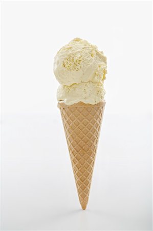 snack - Vanilla Ice Cream Cone Stock Photo - Premium Royalty-Free, Code: 600-03644941