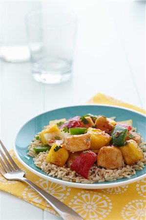 simsearch:600-06892689,k - Sweet and Sour Chicken with Peppers on Brown Rice Stock Photo - Premium Royalty-Free, Code: 600-03686091