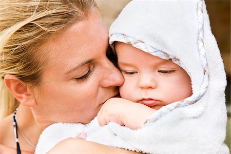 simsearch:700-06645599,k - Mother with Son Stock Photo - Premium Royalty-Free, Code: 600-03682279