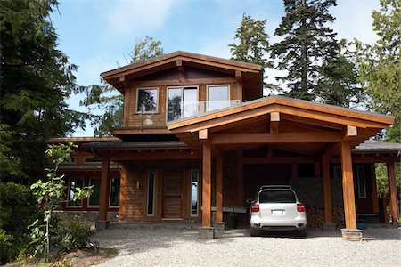 Exterior of House, Tofino, Vancouver Island, British Columbia, Canada Stock Photo - Premium Royalty-Free, Code: 600-03697010