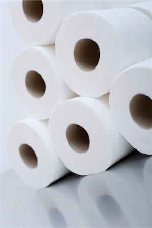 simsearch:600-03762602,k - Toilet Paper Stock Photo - Premium Royalty-Free, Code: 600-03762610