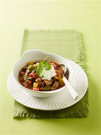 dinnerware - Bowl of Chili Stock Photo - Premium Royalty-Free, Code: 600-03814920