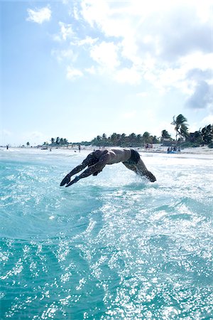 diving (diving within water) - Man Swimming, Reef Playacar Resort and Spa Hotel, Playa del Carmen, Quintana Roo, Yucatan Peninsula, Mexico Stock Photo - Premium Royalty-Free, Code: 600-03849074