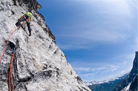 rock climb - Climber on rock wall, Mount Berge, Cascade Range, Washington, USA Foto de stock - Sin royalties Premium, Código: 614-06169044