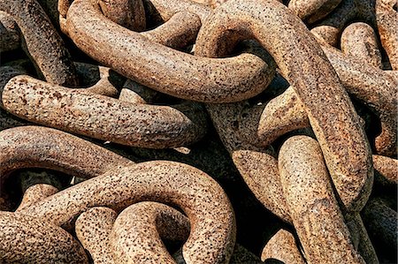 scrap metal - Close up of heavy rusted chain Stock Photo - Premium Royalty-Free, Code: 614-06312100