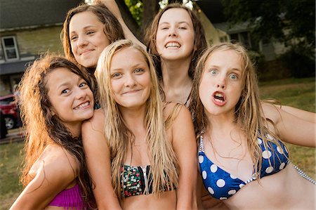 simsearch:614-06402677,k - Portrait of five girls wearing bikini tops Stock Photo - Premium Royalty-Free, Code: 614-06402684