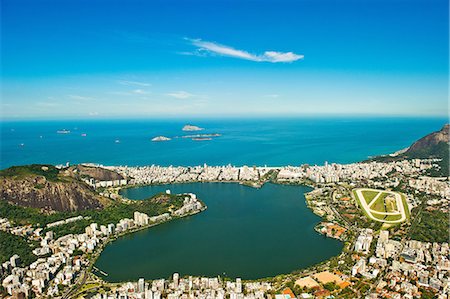 Aerial view of Lagoa Rodrigo de Freitas, Rio de Janeiro, Brazil Stock Photo - Premium Royalty-Free, Code: 614-06403137