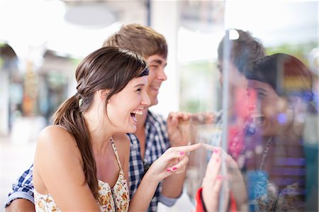 simsearch:614-06537078,k - Couple window shopping together Stock Photo - Premium Royalty-Free, Code: 614-06537366