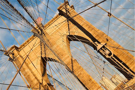 Brooklyn Bridge under blue sky Stock Photo - Premium Royalty-Free, Code: 614-06718968