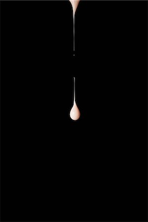 droplet - Drop of pink paint Stock Photo - Premium Royalty-Free, Code: 614-06719173