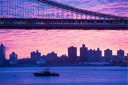 simsearch:700-00523850,k - Manhattan bridge at sunset, New York City, USA Stock Photo - Premium Royalty-Free, Code: 614-06813325
