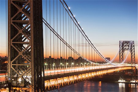 puentes - George Washington Bridge at sunset, New York City, USA Foto de stock - Sin royalties Premium, Código: 614-06813384