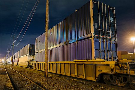 shipping containers for rail - Containers at Puget Sound, Seattle, USA Stock Photo - Premium Royalty-Free, Code: 614-08081411