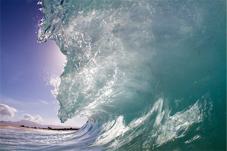 Barrelling wave, Hawaii, USA Stock Photo - Premium Royalty-Free, Code: 614-08119744