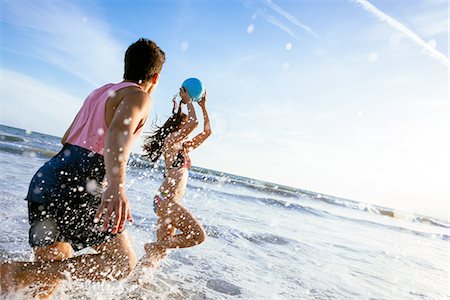 santa monica - Young couple fooling around in sea Stock Photo - Premium Royalty-Free, Code: 614-08202269