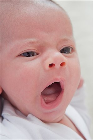 simsearch:614-07031850,k - Portrait of baby boy yawning Stock Photo - Premium Royalty-Free, Code: 614-08684703